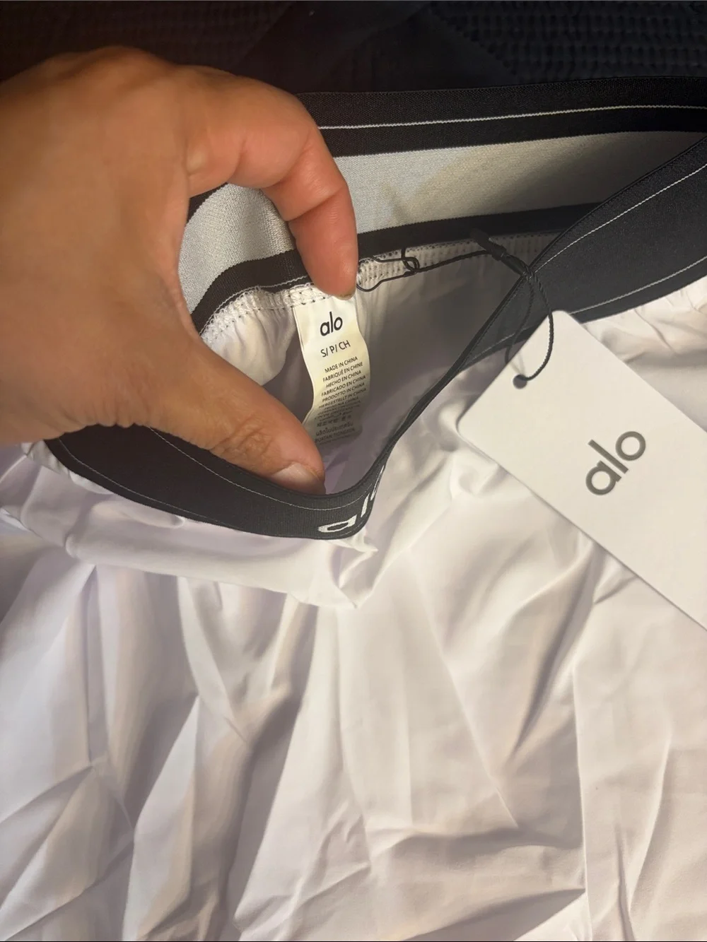 ALO Yoga White Skort with Black Elastic Waistband